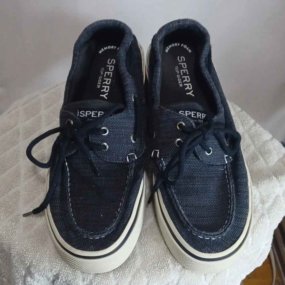 SPERRY SHOES SIZE 8.5 HOMIES MENS IN A BEAUTIFUL BLUE 😍